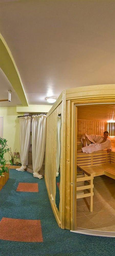 Hotel Du Hameau Ла-Фу Экстерьер фото